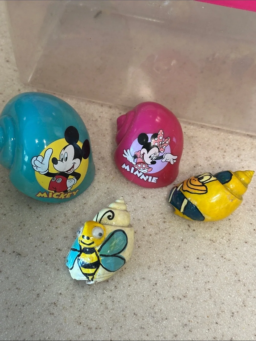 Disney Hermit Crab habitat - Blue & Pink Character Snail Shell homes